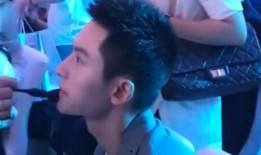娱乐明星吃瓜解说,明星幕后故事大揭秘
