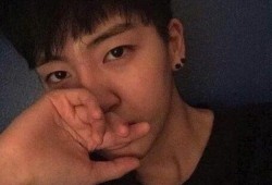网红吃瓜头像男的可爱图片,萌态可掬的可爱男生形象