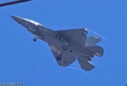 歼35最新爆料图片高清,揭秘我国新一代隐形舰载战斗机风采